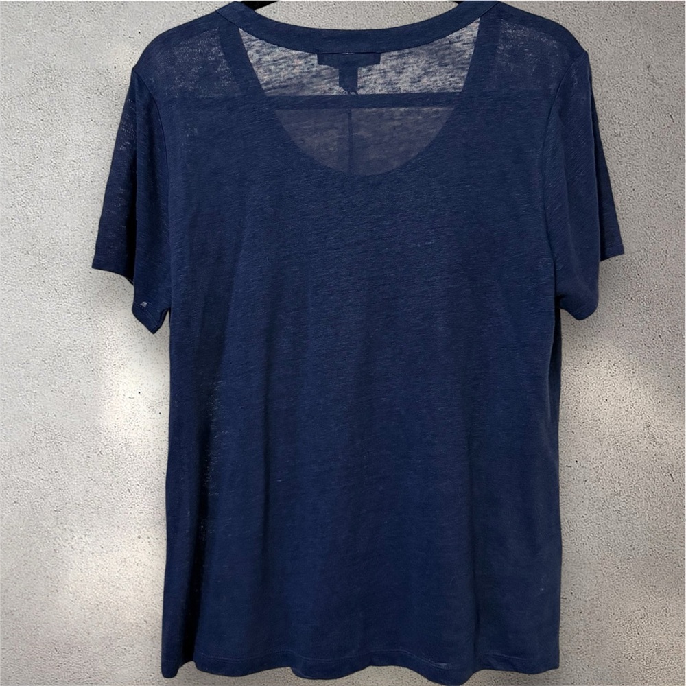 NWT Women's Tommy Bahama Linnea Jersey Flower Embellished Tee 100% Linen Medium - Picture 2 of 6